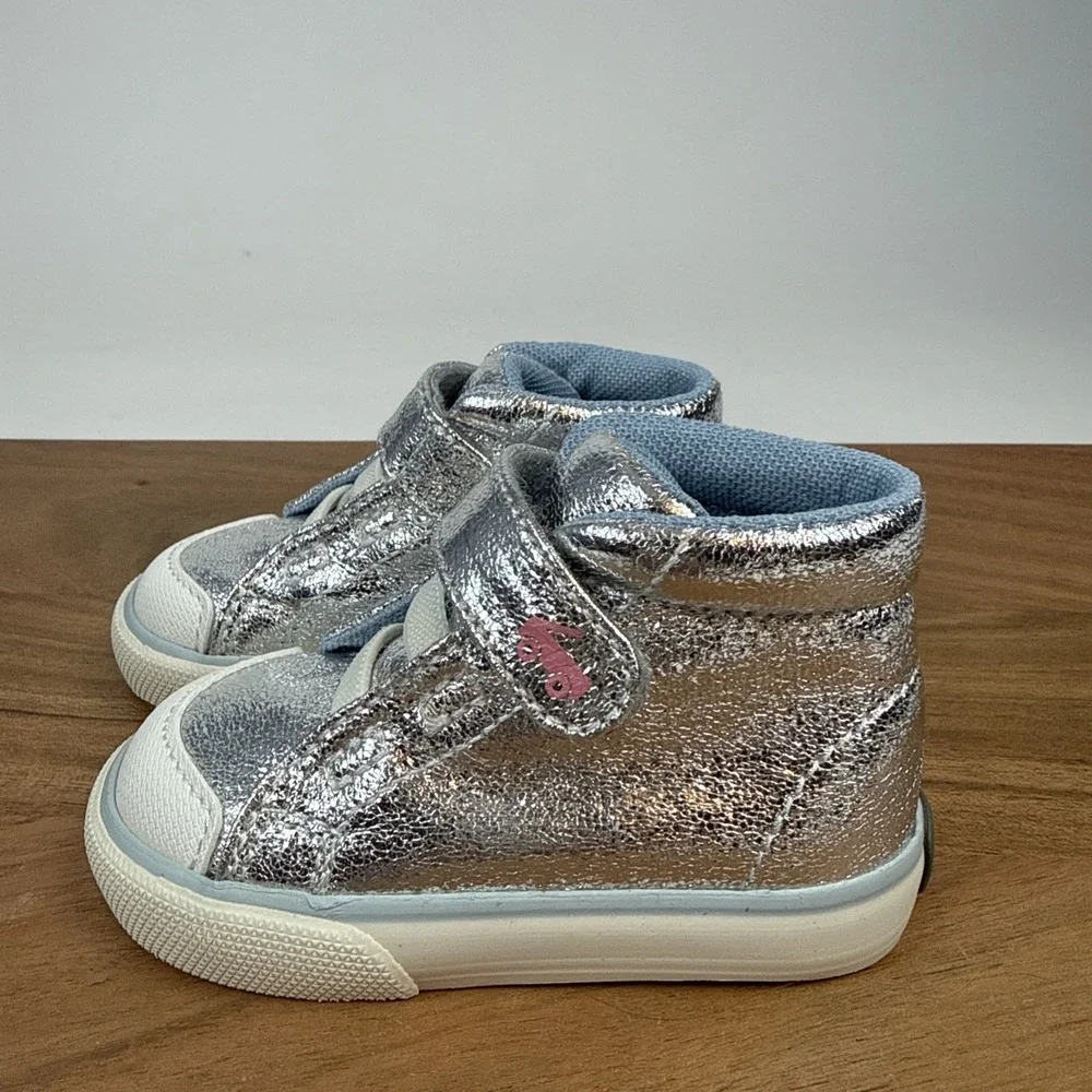 New Little Kids Girls See Kai Run Drew First Walker Silver Sneakers Shoes Size 4